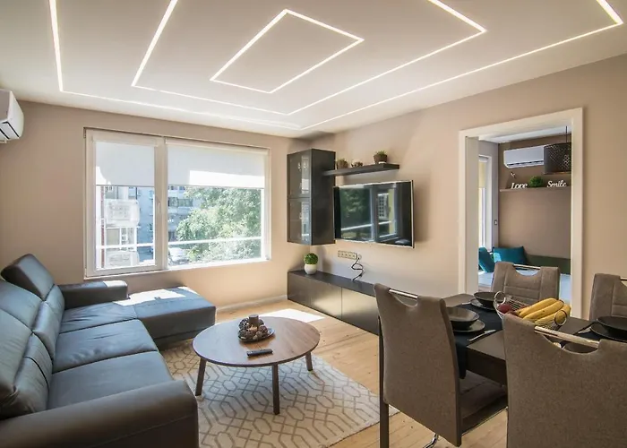 Апартаменты Modern Flat Nearby Center Fast Internet